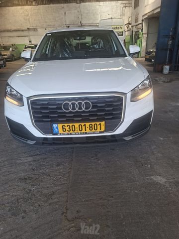אאודי Q2