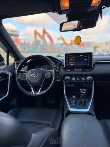 טויוטה RAV4