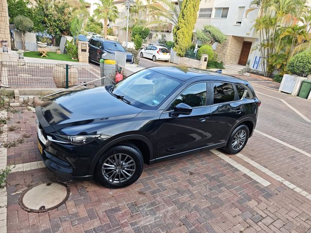 מודעת רכב מאזדה CX-5