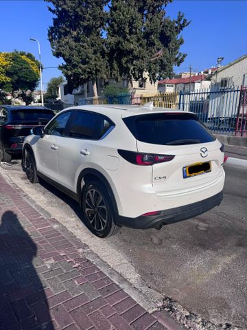 מודעת רכב מאזדה CX-5