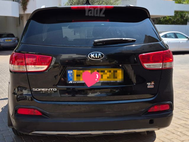 קיה סורנטו