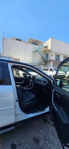 טויוטה RAV4