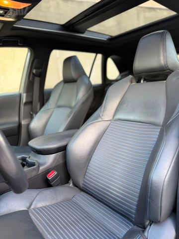 טויוטה RAV4