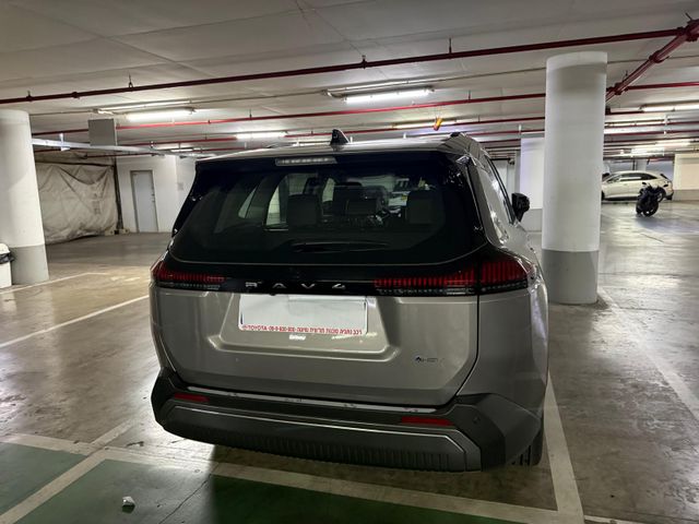 טויוטה RAV4