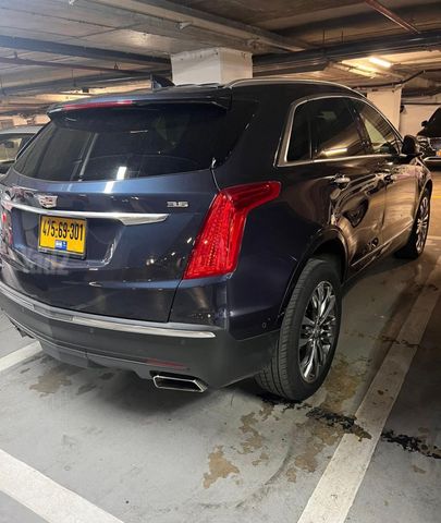 קאדילק XT5