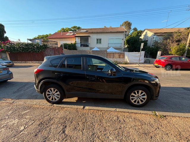 מודעת רכב מאזדה CX-5