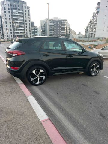 יונדאי טוסון
