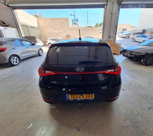 יונדאי i20