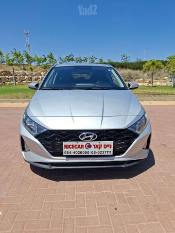 יונדאי i20