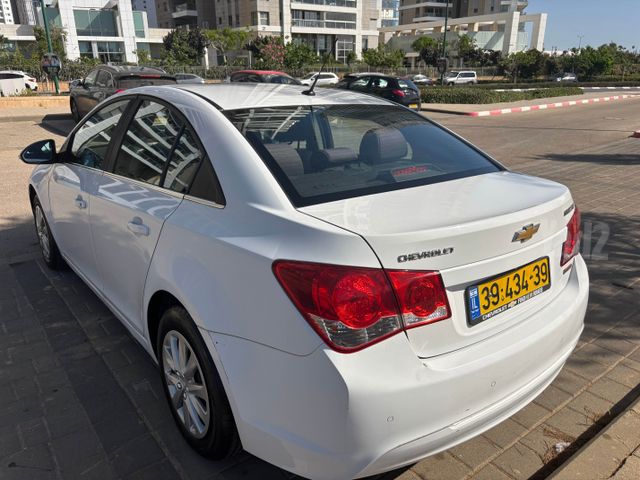 שברולט קרוז