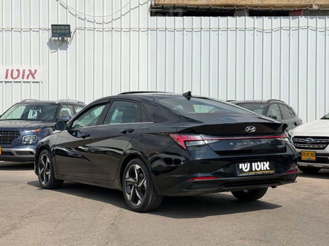 יונדאי אלנטרה