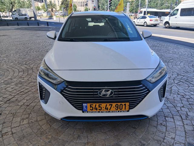 יונדאי איוניק
