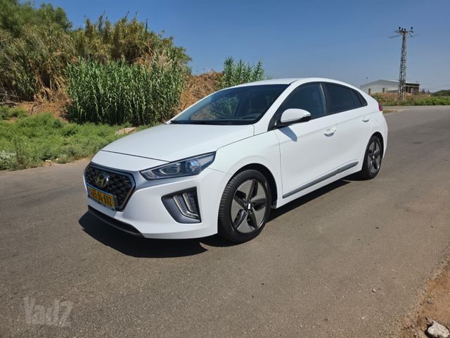 מודעת רכב יונדאי איוניק