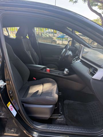 טויוטה C-HR