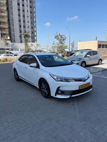 מודעת רכב טויוטה קורולה