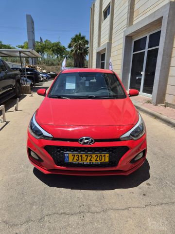 מודעת רכב יונדאי i20