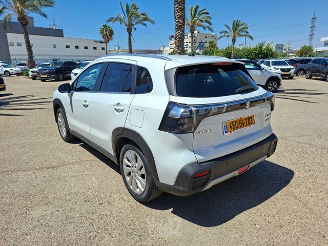 סוזוקי S-Cross