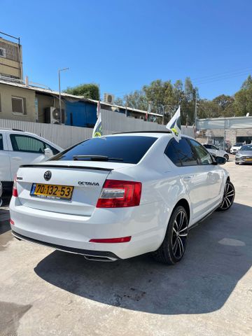 סקודה אוקטביה