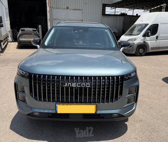 ג'אקו J7