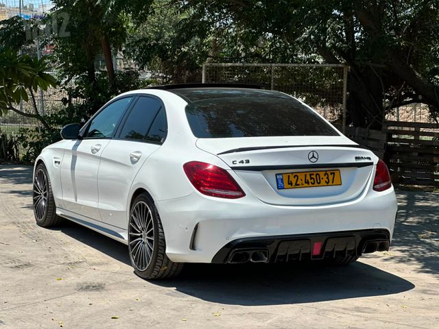 מרצדס-בנץ C-class