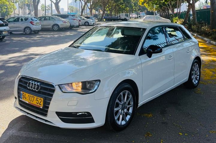 מודעת רכב אאודי A3