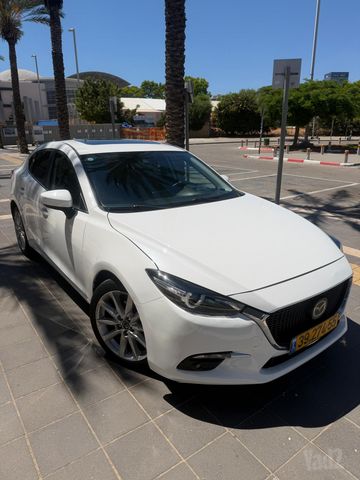מאזדה 3