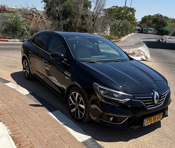 רנו מגאן