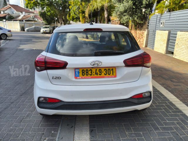 יונדאי i20