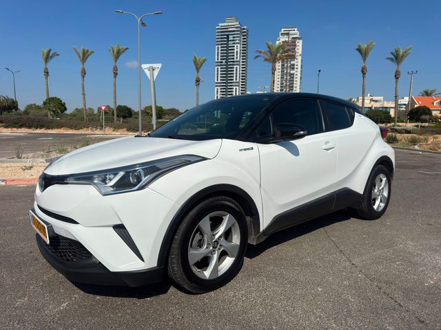 טויוטה C-HR