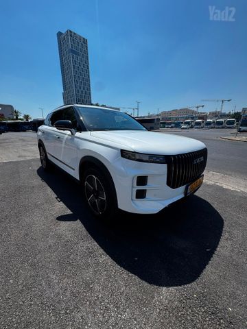 ג'אקו J7