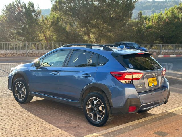 סובארו XV