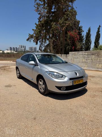 רנו פלואנס