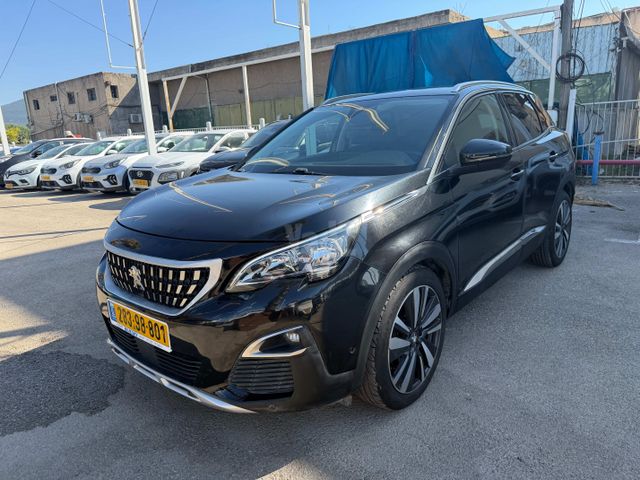פיג'ו 3008