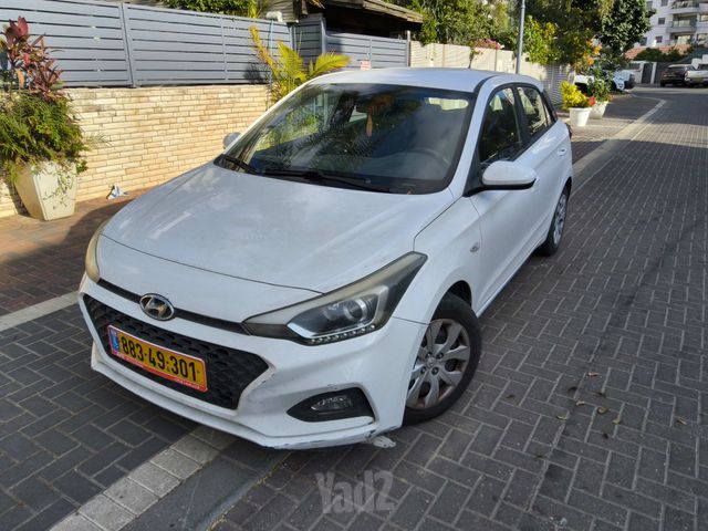 יונדאי i20