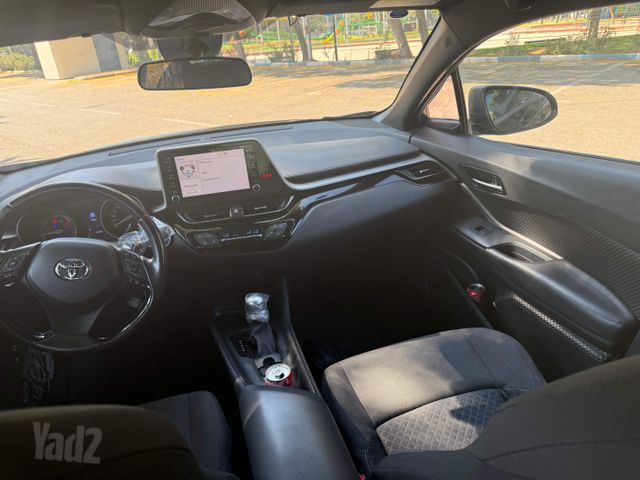 טויוטה C-HR