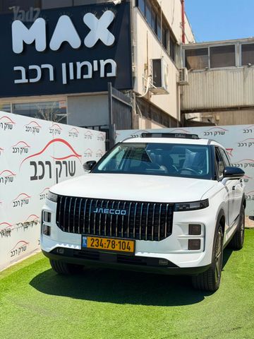 ג'אקו J7