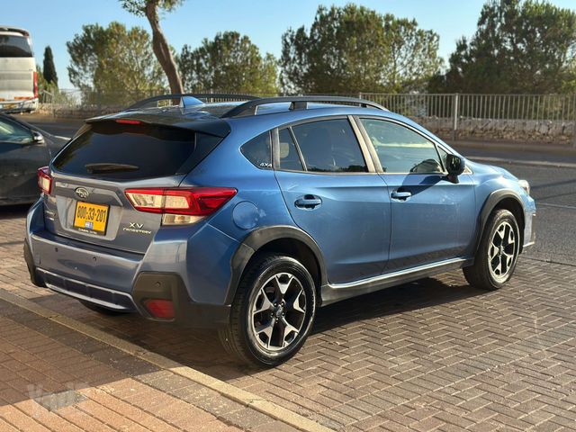 סובארו XV