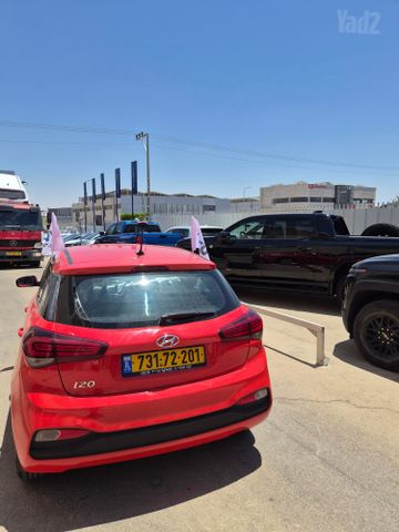 יונדאי i20