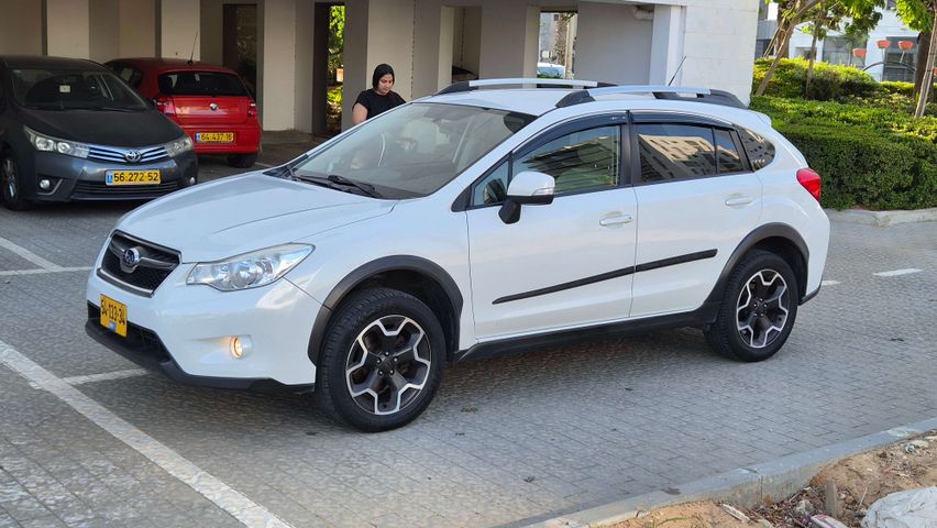 מודעת רכב סובארו XV