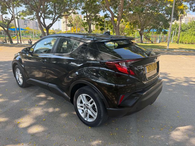 טויוטה C-HR