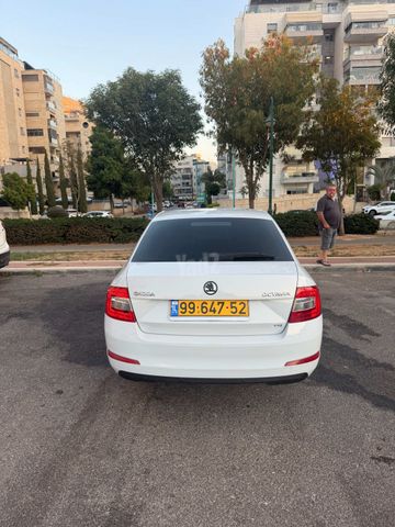 סקודה אוקטביה