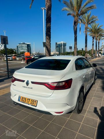 רנו מגאן