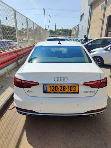 אאודי A4