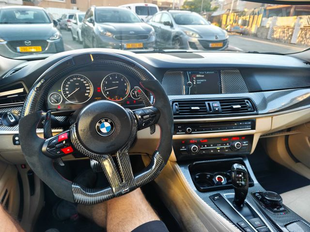 מודעת רכב ב מ וו סדרה 5