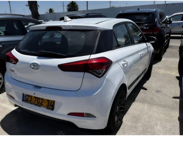 יונדאי i20