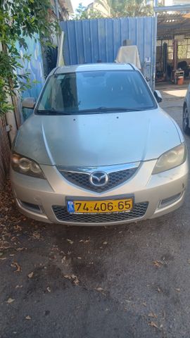 מודעת רכב מאזדה 3