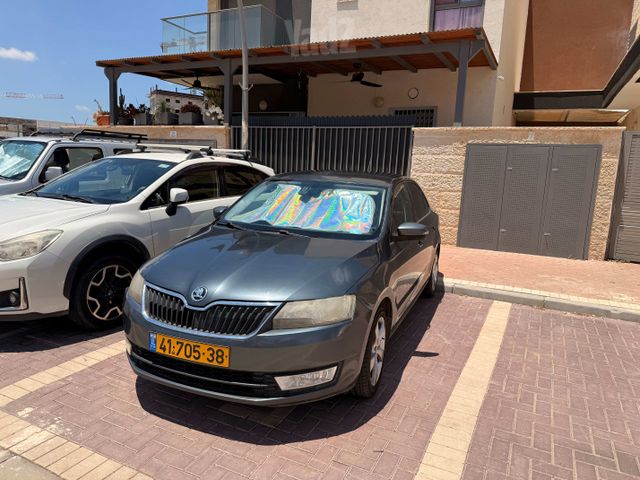סקודה ראפיד