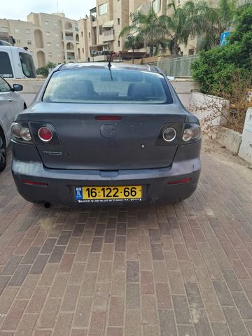 מאזדה 3