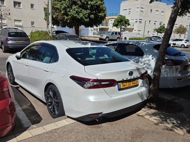 טויוטה קאמרי