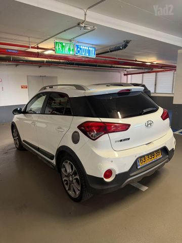 יונדאי I20 קרוס